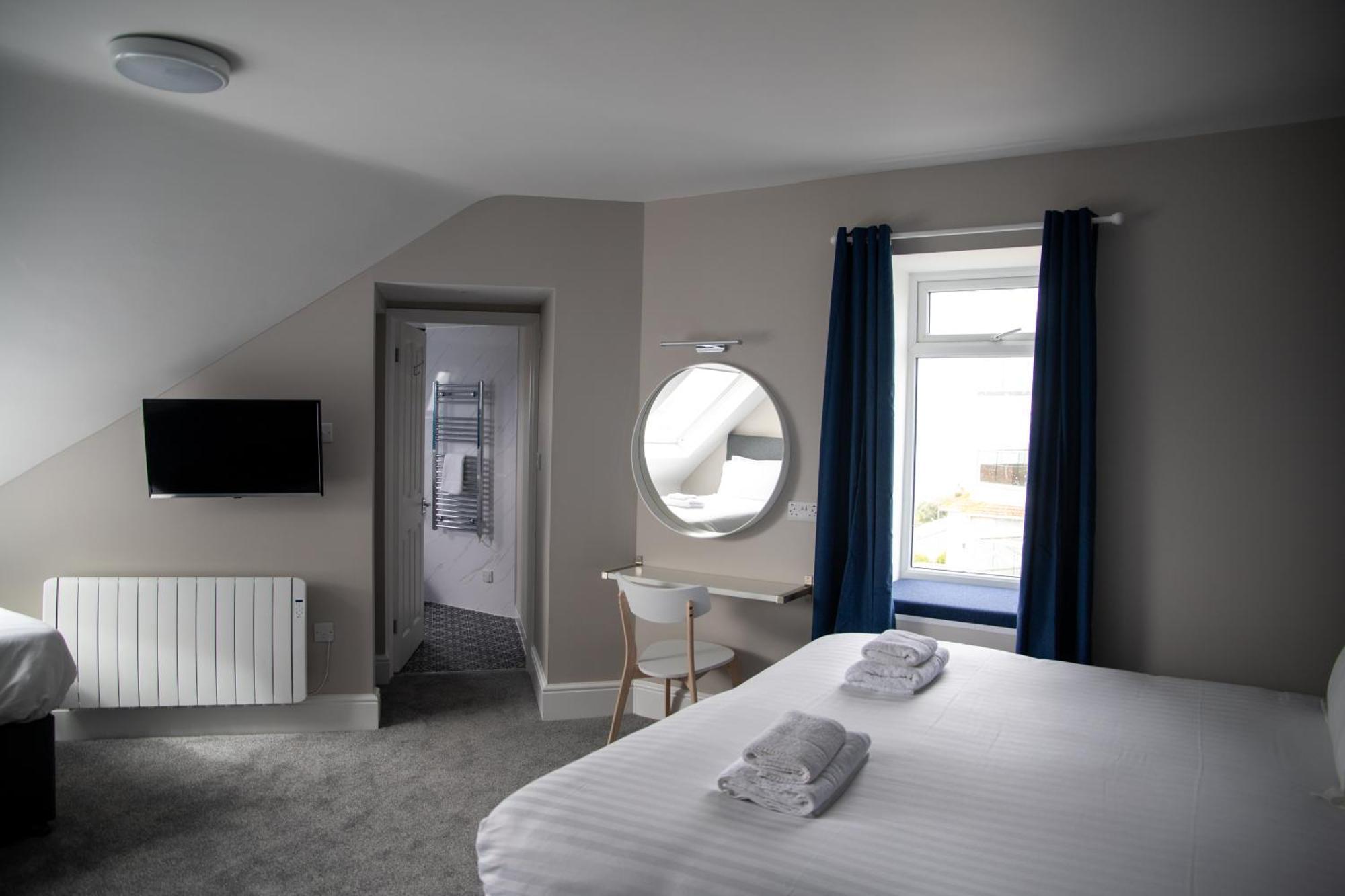 Oceanside Lifestyle Hotel New Quay Szoba fotó